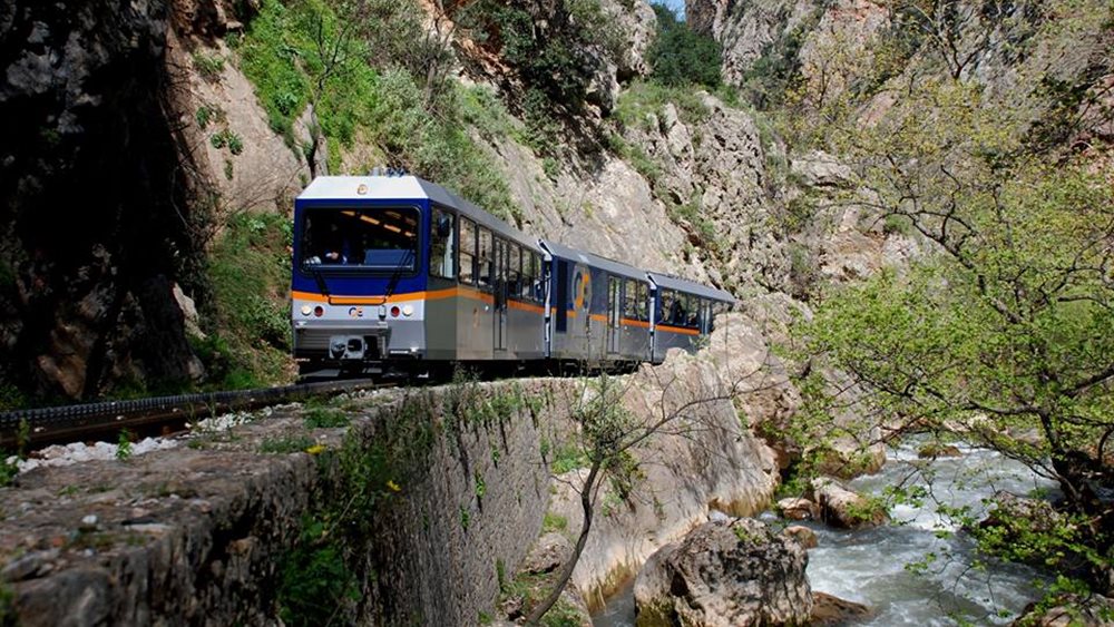 Καλάβρυτα: Επέστρεψαν με ασφάλεια οι 90 επιβάτες του Οδοντωτού