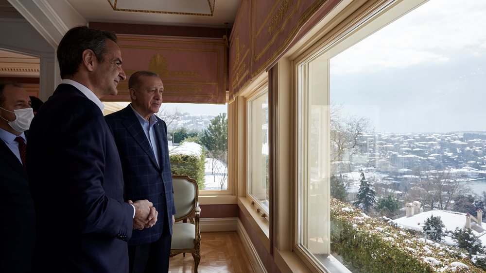 "Κλαδί ελιάς στην Ελλάδα... Θέλουμε αιώνια ειρήνη" - Πρώτο θέμα στα τουρκικά ΜΜΕ η συνάντηση Μητσοτάκη - Ερντογάν