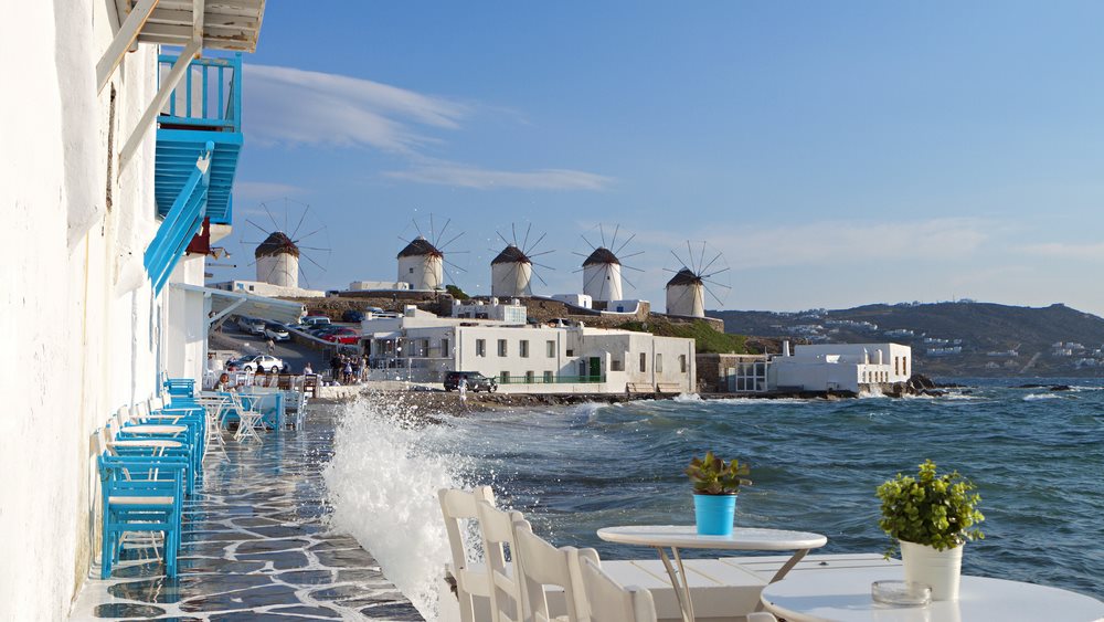 Για κροίσους η Μύκονος- €11.500 το εβδομαδιαίο ενοίκιο βίλας