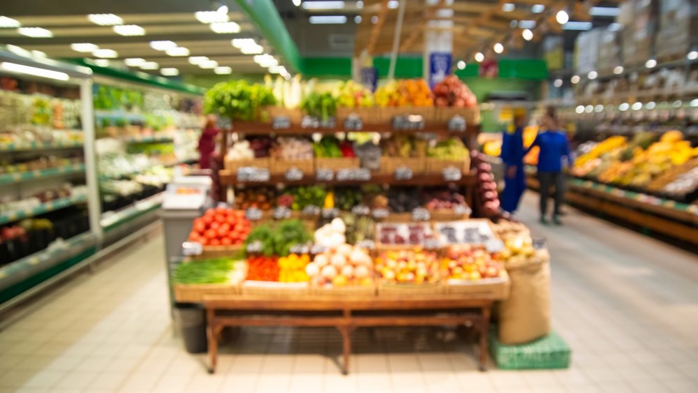 Σουηδία: Η κυβέρνηση μειώνει στο μισό τον ΦΠΑ στα τρόφιμα