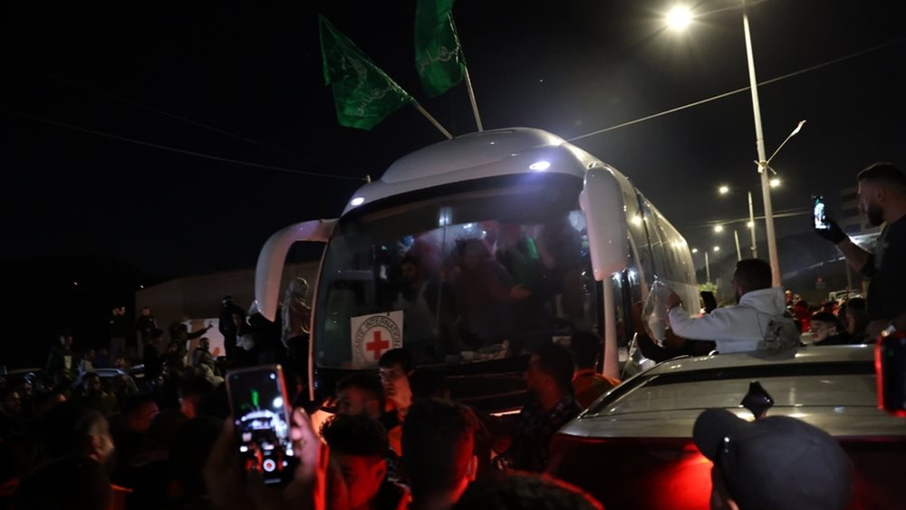 Επιστρέφουν στο Ισραήλ ακόμα 20 όμηροι της Χαμάς