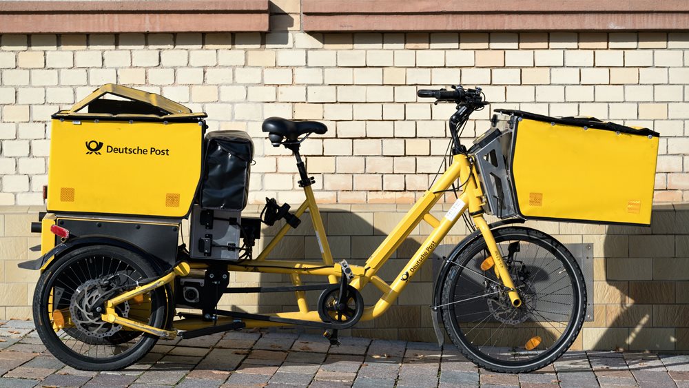 Γερμανία: Κατάργηση 8.000 θέσεων σχεδιάζει η Deutsche Post