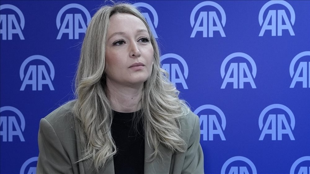 Ελληνίδα μουσουλμάνα που κατεβαίνει με κόμμα στις ευρωεκλογές προκαλεί: &quot;Τουρκική μειονότητα στην Δυτ. Θράκη&quot;