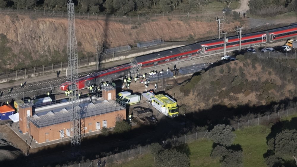 Σιδηροδρομική τραγωδία στην Ισπανία: "Κενό στις ράγες" βλέπουν οι τεχνικοί ως αιτία του δυστυχήματος