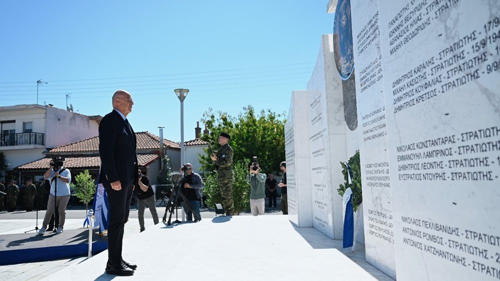 Ο Ν. Δένδιας στην Καβύλη Ορεστιάδας για την τελετή αποκαλυπτηρίων του Μνημείου Πεσόντων της 3ης ΕΟΤ