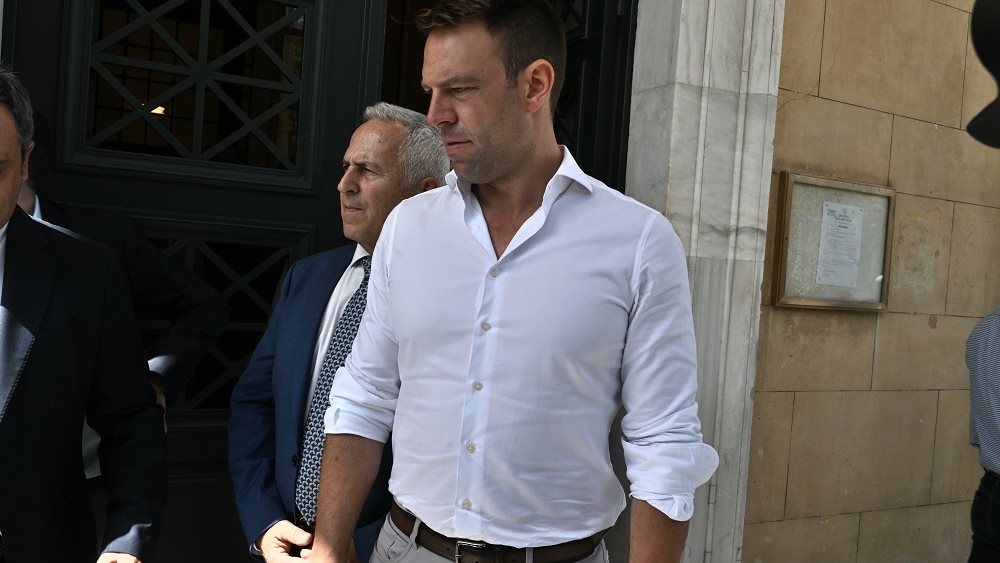 Στ. Κασσελάκης: Ο κ. Μητσοτάκης να ζητήσει αμέσως την αποχώρηση Μπέου απ’ τη διεκδίκηση της δημαρχίας Βόλου