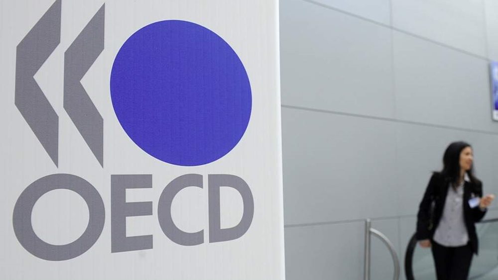 ΟΟΣΑ: Ουραγός η Ελλάδα στα ταμεία επαγγελματικής ασφάλισης