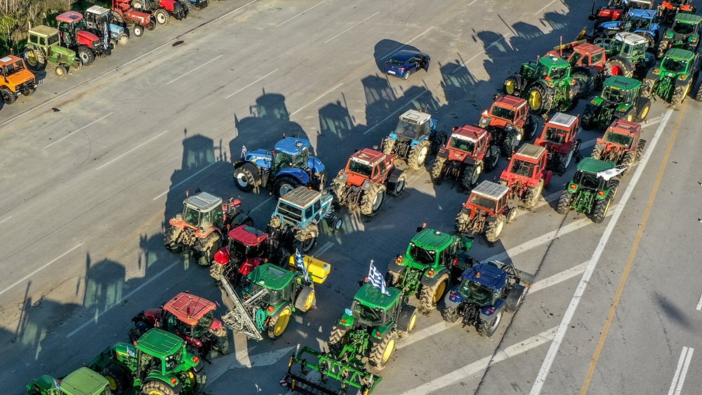 Σε πλήρη κλιμάκωση τα αγροτικά μπλόκα - Στο επίκεντρο ο Βόλος και η εισαγγελική παρέμβαση