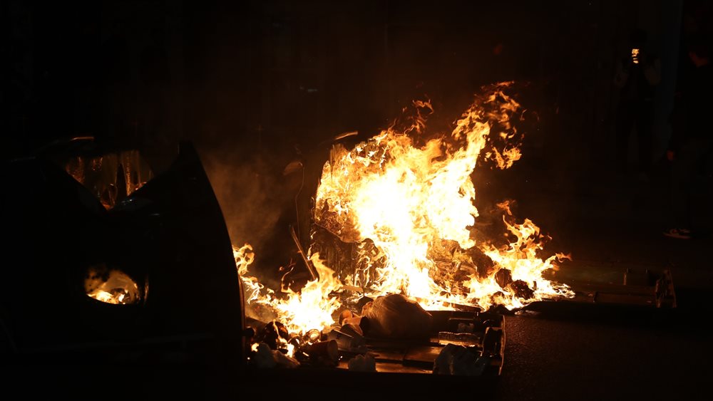Θεσσαλονίκη: Επεισόδια τα ξημερώματα στο κέντρο της πόλης - Δύο αστυνομικοί τραυματίστηκαν