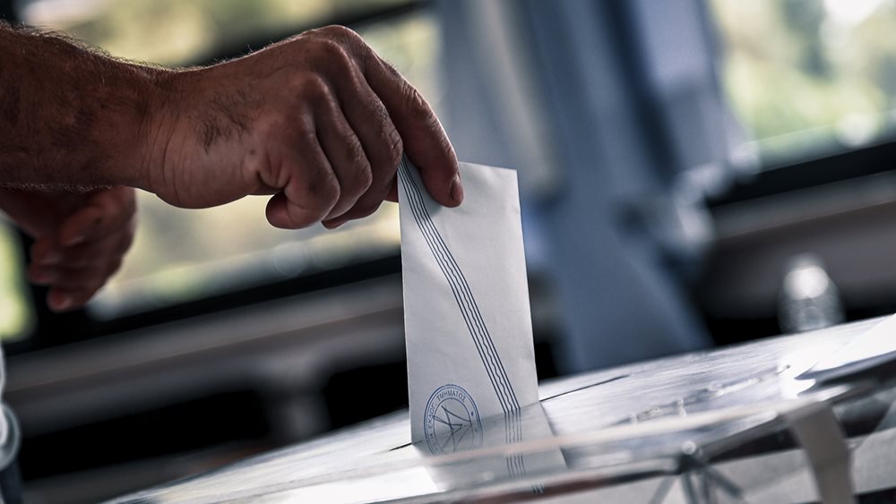 Αυτοδιοικητικές εκλογές: Ποιοι είναι οι μονομάχοι του β' γύρου - Πώς ψηφίζουμε