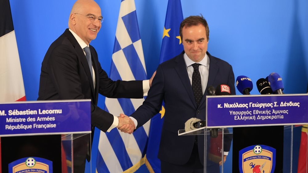 Η Ελλάδα υπέγραψε συμφωνία με τη Γαλλία για την αγορά 16 αντιπλοϊκών πυραύλων Exocet