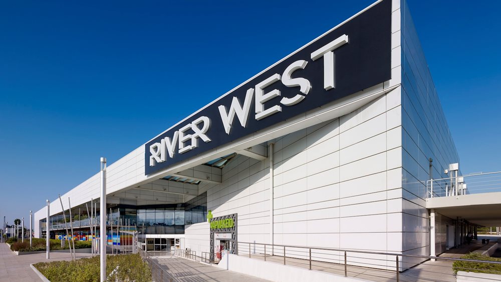 Εκκένωση εμπορικού κέντρου River West