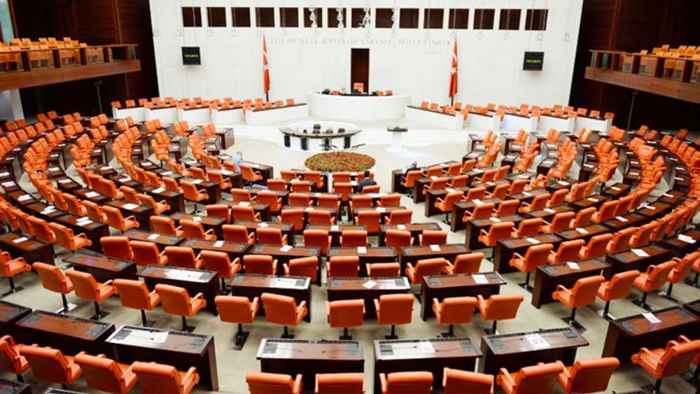 Κρίσιμη ημέρα για τη συνταγματική αναθεώρηση στην πΓΔΜ