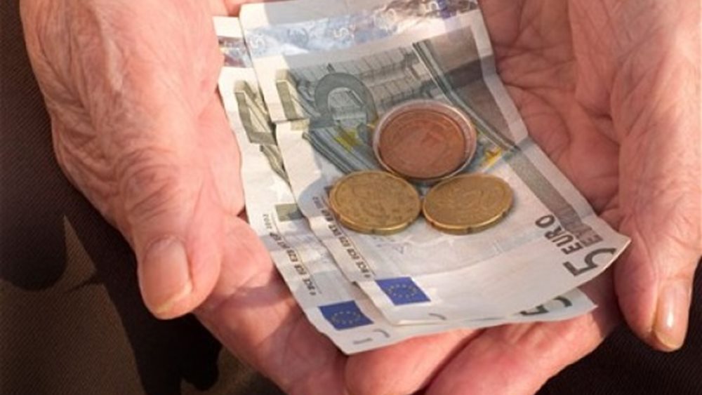 Στον αέρα το "Ελάχιστο Εγγυημένο Εισόδημα" ελλείψει πόρων