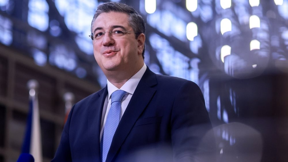 Απ. Τζιτζικώστας στους FT: Δρόμοι και σιδηρόδρομος της Ευρώπης δεν είναι έτοιμοι για την περίπτωση ρωσικής επίθεσης