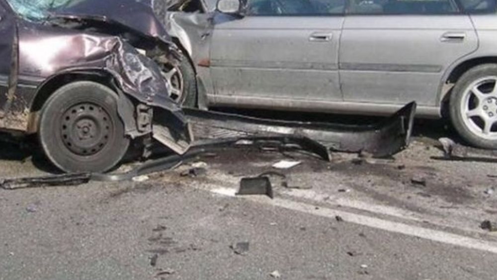 Καραμπόλα έξι οχημάτων στην Αθηνών - Κορίνθου στο ύψος των Μεγάρων