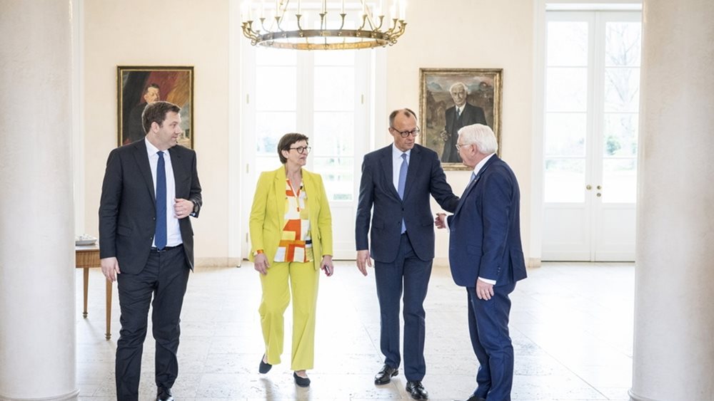 Η νέα γερμανική κυβέρνηση θα εξετάσει απαγόρευση της ακροδεξιάς AfD