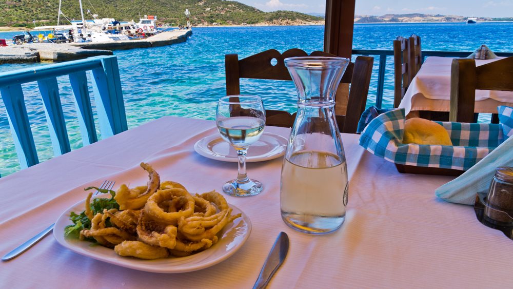 Όχι στα εστιατόρια λέει το 50% των Ελλήνων