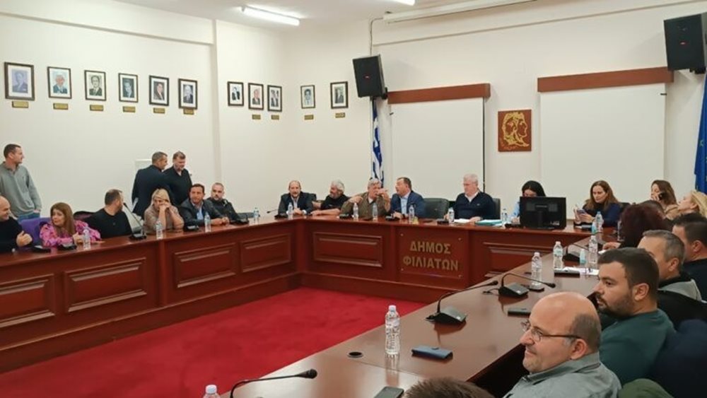 Ιωάννινα: Κινητοποιήσεις διαμαρτυρίας στους Φιλιάτες Θεσπρωτίας για να μην κλείσει το στρατόπεδο