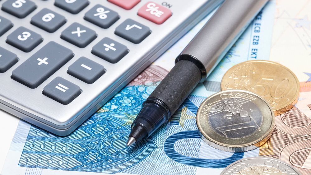 Πρόστιμα €40.000 σε πρατήρια καυσίμων για αθέμιτη κερδοφορία και καταστήματα λιανικής πώλησης