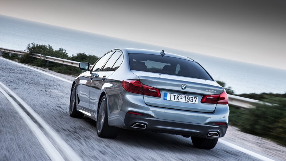 BMW: Θέτει στόχο την μικρή αύξηση των κερδών το 2017