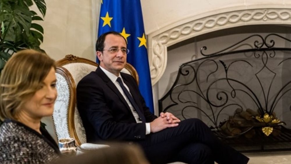 Σκιές στη Λευκωσία: Παραιτείται η σύζυγος του Ν. Χριστουλίδη από τον Ανεξάρτητο Φορέα Κοινωνικής Στήριξης