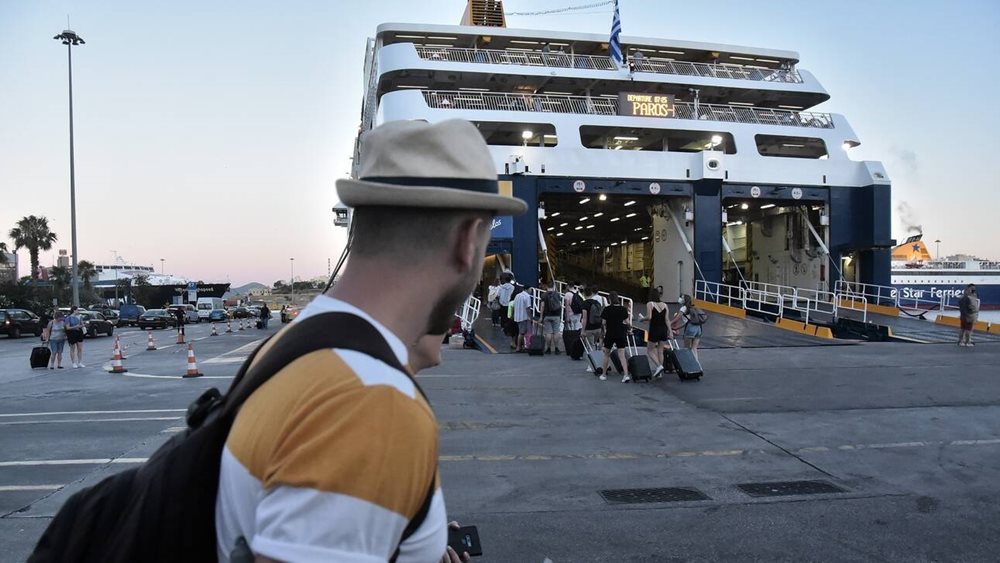 Ποιοι προορισμοί βουλιάζουν από τουρίστες το Πάσχα