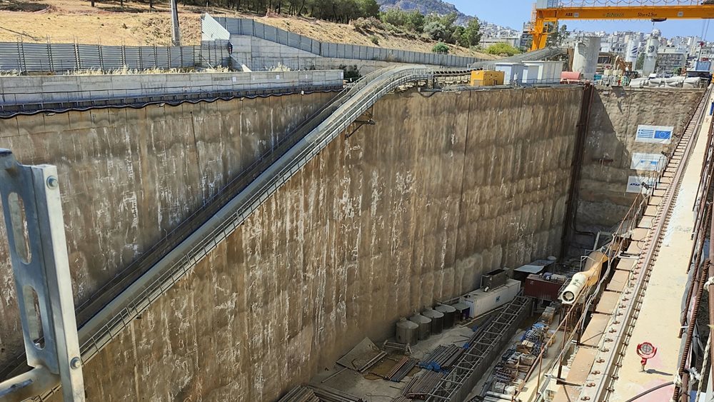 Γραμμή 4 του ΜΕΤΡΟ: Στο τέλος του 2026 ολοκληρώνονται οι σήραγγες που διανοίγονται σήμερα από τους δύο "μετροπόντικες"