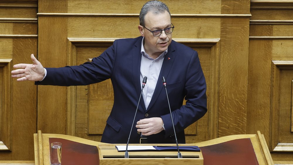 Σ. Φάμελλος: "Αγωνιώδης προσπάθεια της κυβέρνησης να πείσει τους πολίτες ότι η χώρα ζει μια μοναδική εποχή ευημερίας"
