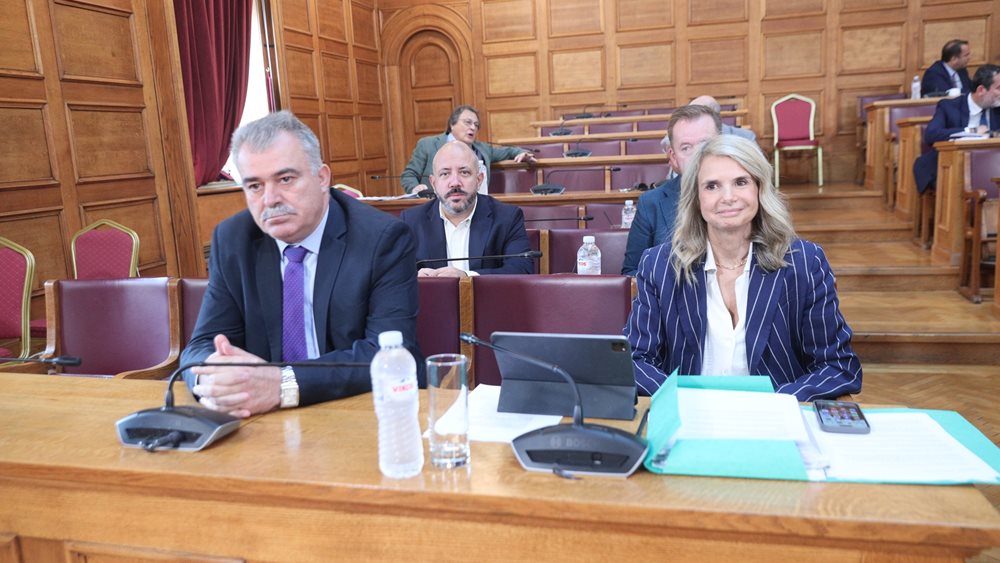Εξεταστική για ΟΠΕΚΕΠΕ: Κόντρα Μ. Λαζαρίδη-Μ. Αποστολάκη για το θέμα της αρμοδιότητας καταγραφής ζώων