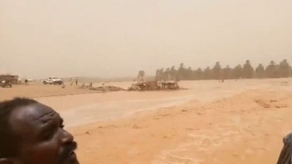 Εκατοντάδες σπίτια καταστράφηκαν από τις βροχοπτώσεις στο βόρειο Σουδάν