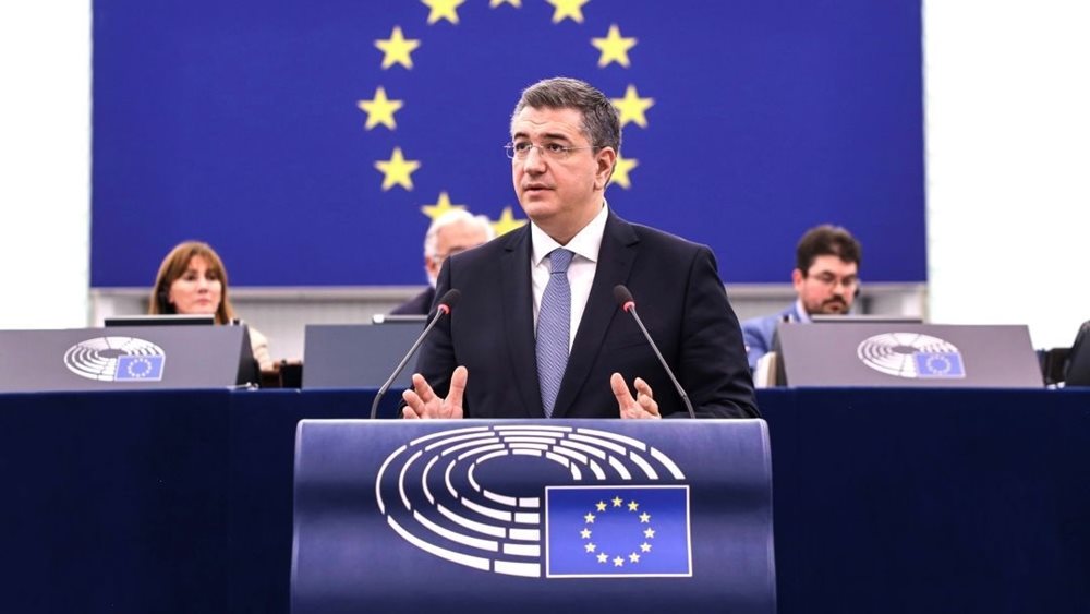 Α. Τζιτζικώστας: "Σανίδα σωτηρίας για την ευρωπαϊκή αυτοκινητοβιομηχανία η νέα δέσμη μέτρων που υιοθετήσαμε"