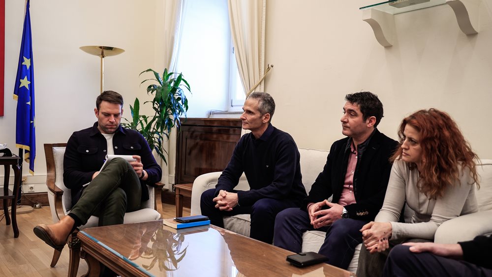 Στ. Κασσελάκης για τράπεζες: &quot;Καρτελοποίηση, χαμηλή ποιότητα υπηρεσιών, υπέρογκα κέρδη, εργασιακή επισφάλεια&quot;