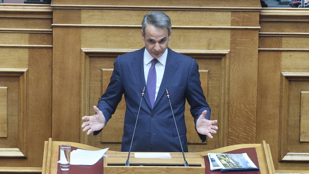 Ο Κ. Μητσοτάκης ενημερώνει τη Βουλή για την ανασυγκρότηση της Θεσσαλίας και του Έβρου