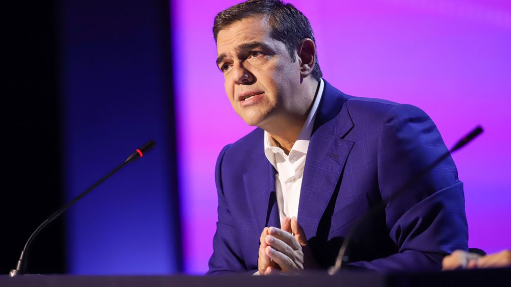 Τσίπρας για Τύπο: Να μηδενιστεί ο ΦΠΑ στις εφημερίδες