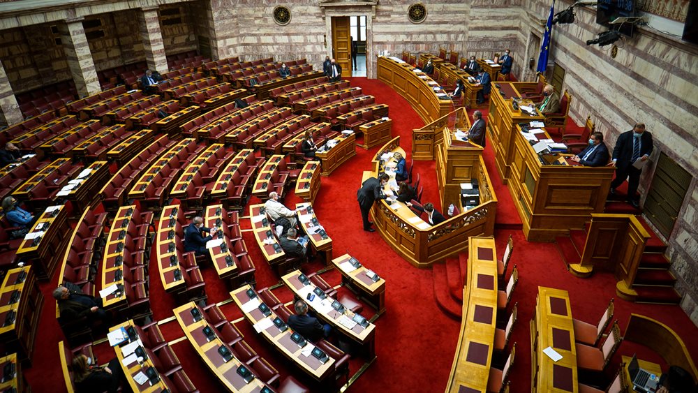 Υψηλοί τόνοι στη συζήτηση για Προανακριτική -&quot;Καυγάς&quot; Πλεύρη- Πολάκη