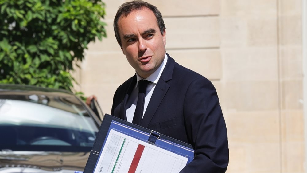 Ποιος είναι ο Λεκορνί, πολιτικός "επιζών" και πιθανός επόμενος πρωθυπουργός της Γαλλίας