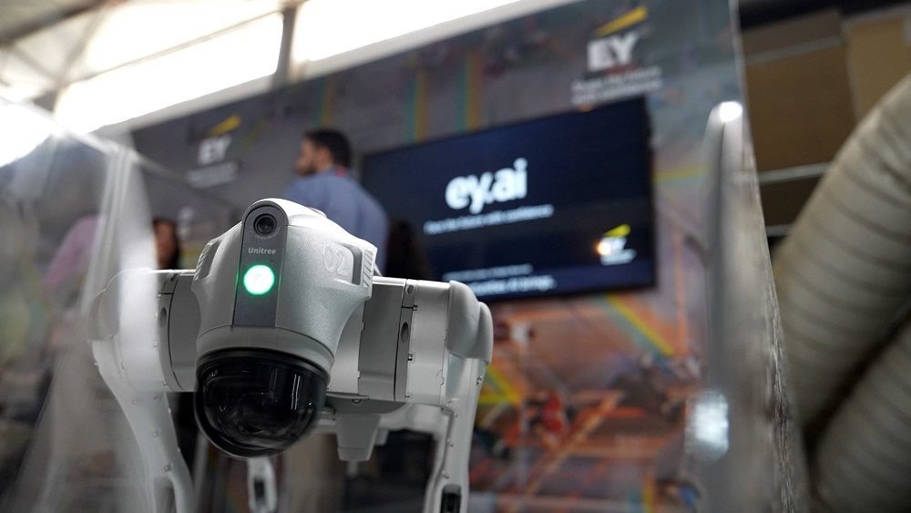 ΕΥ Ελλάδος: Robots, AI και το μέλλον της εργασίας