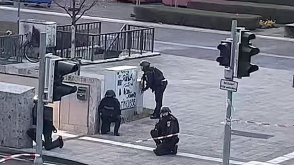 Γερμανία: Η αστυνομία εισέβαλε στο φαρμακείο όπου κρατούνται "πολλοί όμηροι"