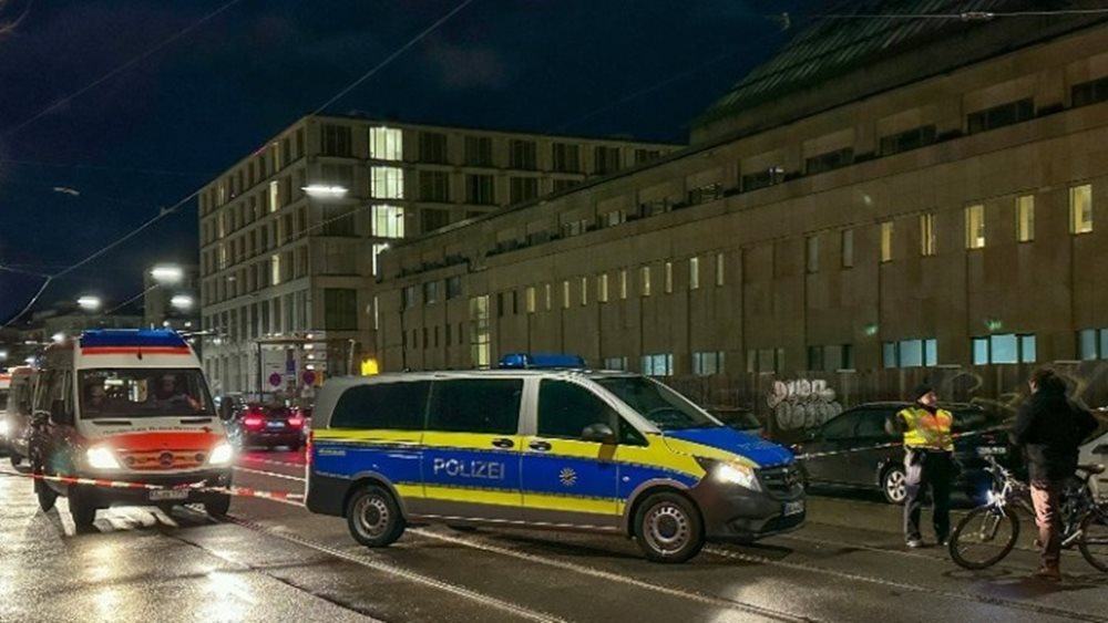 Σουηδία: Η αστυνομία συνέλαβε 16χρονο ύποπτο μετά τον θάνατο χθες τριών ανθρώπων από τα πυρά ενόπλου