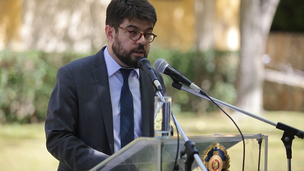 Καλογήρου (εμμέσως πλην σαφώς) υπέρ Πολάκη και κατά δικαστών και εισαγγελέων