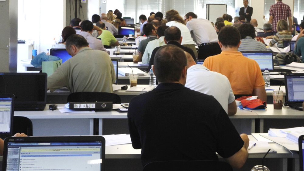 Όλα τα σενάρια για τις "τριετίες" 300.000 μισθωτών του ιδιωτικού τομέα