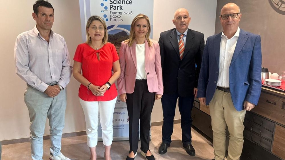 Ζ. Ράπτη: &quot;Στηρίζουμε με κάθε διαθέσιμο τρόπο όσους σχεδιάζουν το αδύνατο σήμερα, για την Ελλάδα του αύριο&quot;