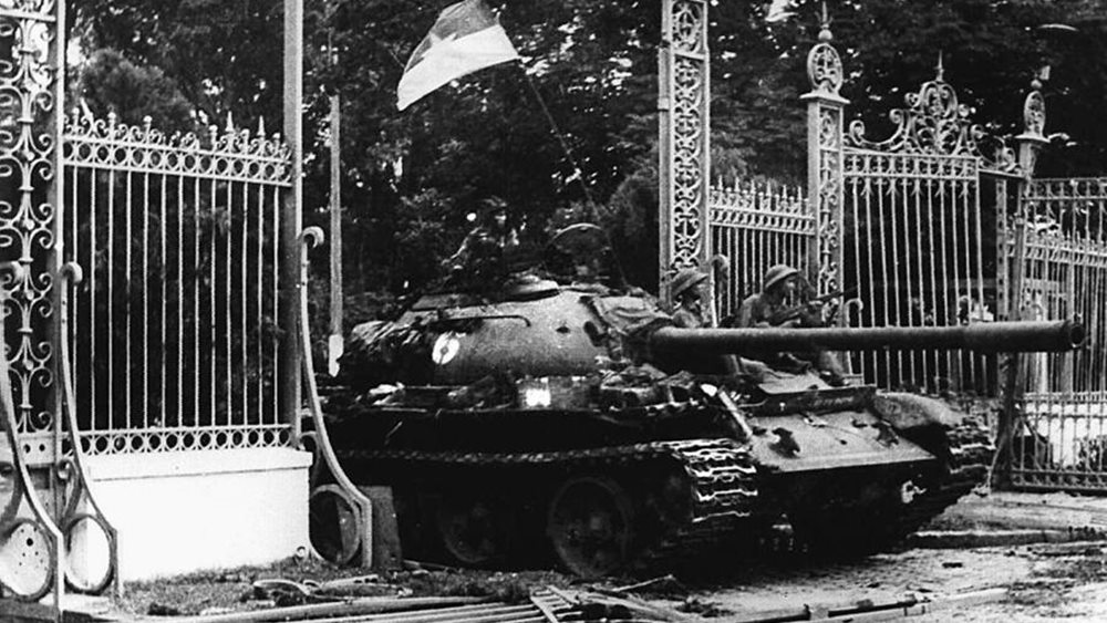 Οι ήττες της Αμερικής σε Βιετνάμ και Αφγανιστάν δεν δίδαξαν τον Τραμπ