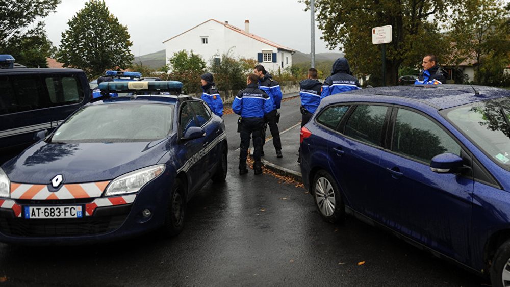 Λίστα με κρυψώνες όπλων στη Γαλλία έδωσαν οι Βάσκοι αυτονομιστές της ΕΤΑ