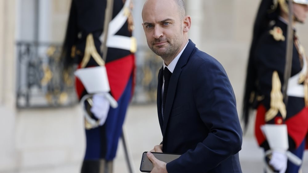 Η Γαλλία ζητά να σταματήσουν άμεσα τα ισραηλινά αεροπορικά πλήγματα στον Λίβανο