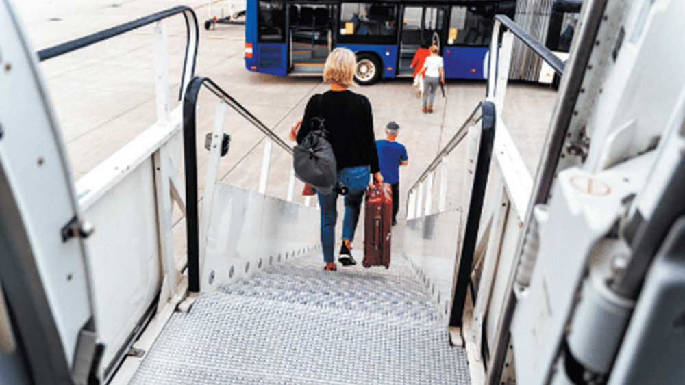 Τουρισμός: Κρατάει η σεζόν, με το δεξί και ο Οκτώβριος