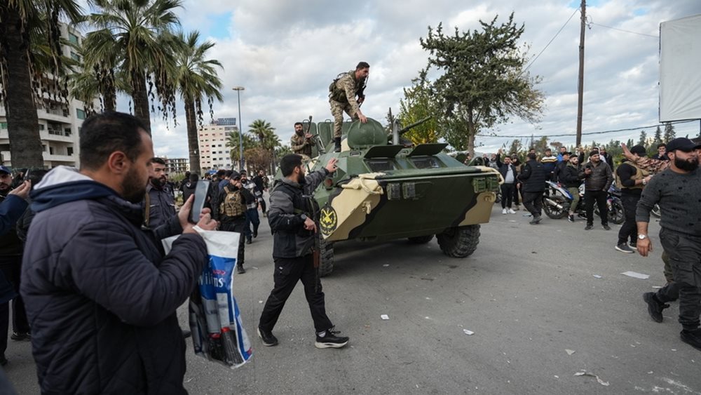 Βίαιες συγκρούσεις σε Λατάκια και Ταρτούς στη Συρία: Τουλάχιστον τρεις νεκροί και δεκάδες τραυματίες