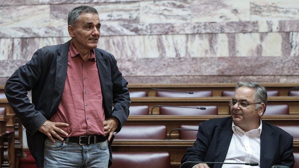 ΣΥΡΙΖΑ: Παρασκήνιο με την &quot;ανταρσία&quot; Τσακαλώτου στην τροπολογία της Α&#39; Κατοικίας
