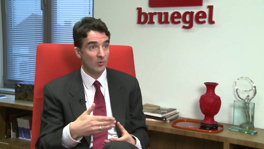 Zsolt Darvas (Bruegel) στο Capital.gr: Υπερβολικά ακριβή η έξοδος της Ελλάδας στις αγορές